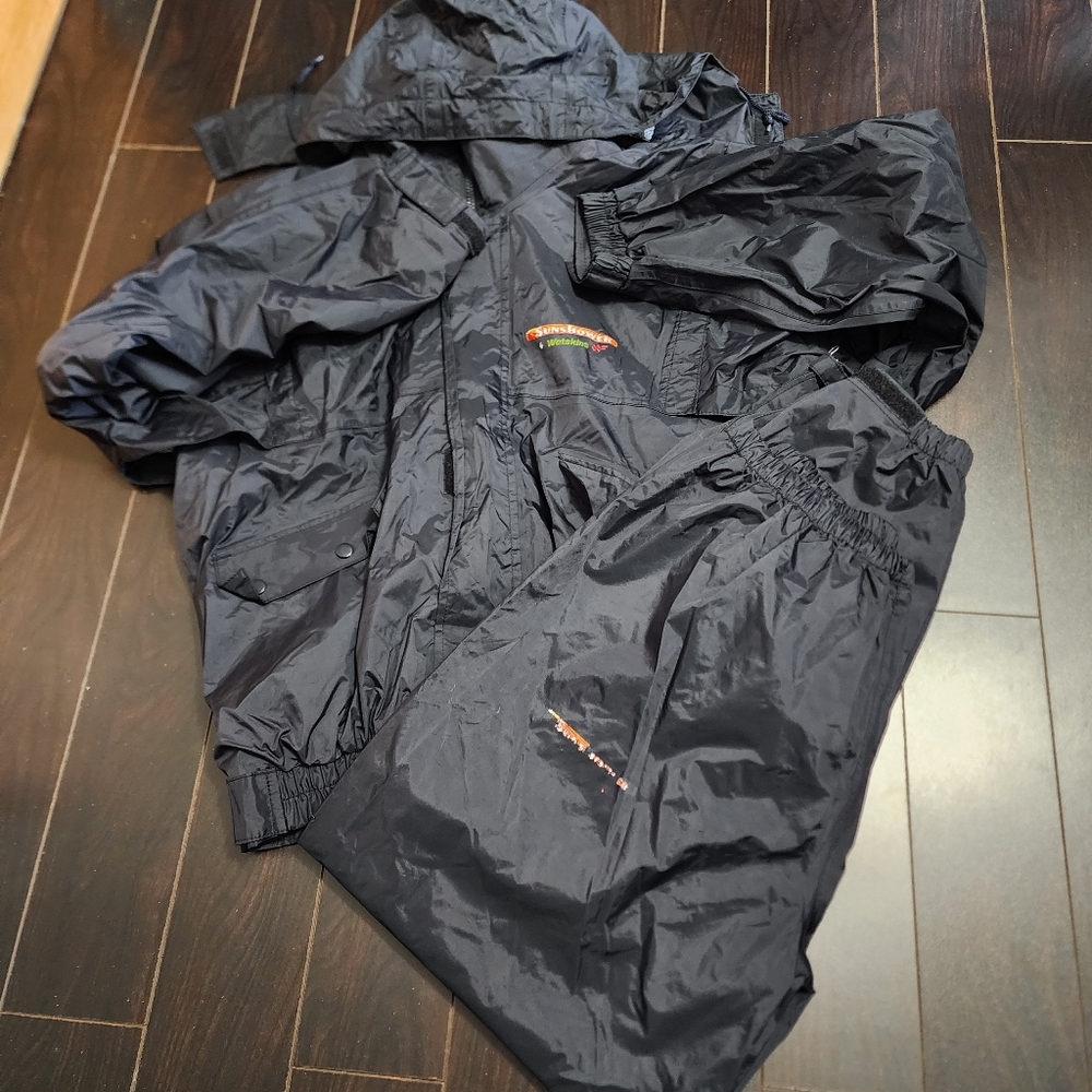 Sunshower by Wetskins Black Waterproof Jacket and Pants Set size Large